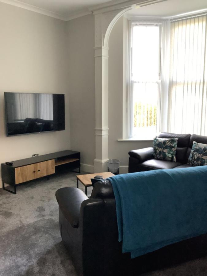 Jeffersons Abbey Road Serviced (adults Only) * Barrow-in-Furness