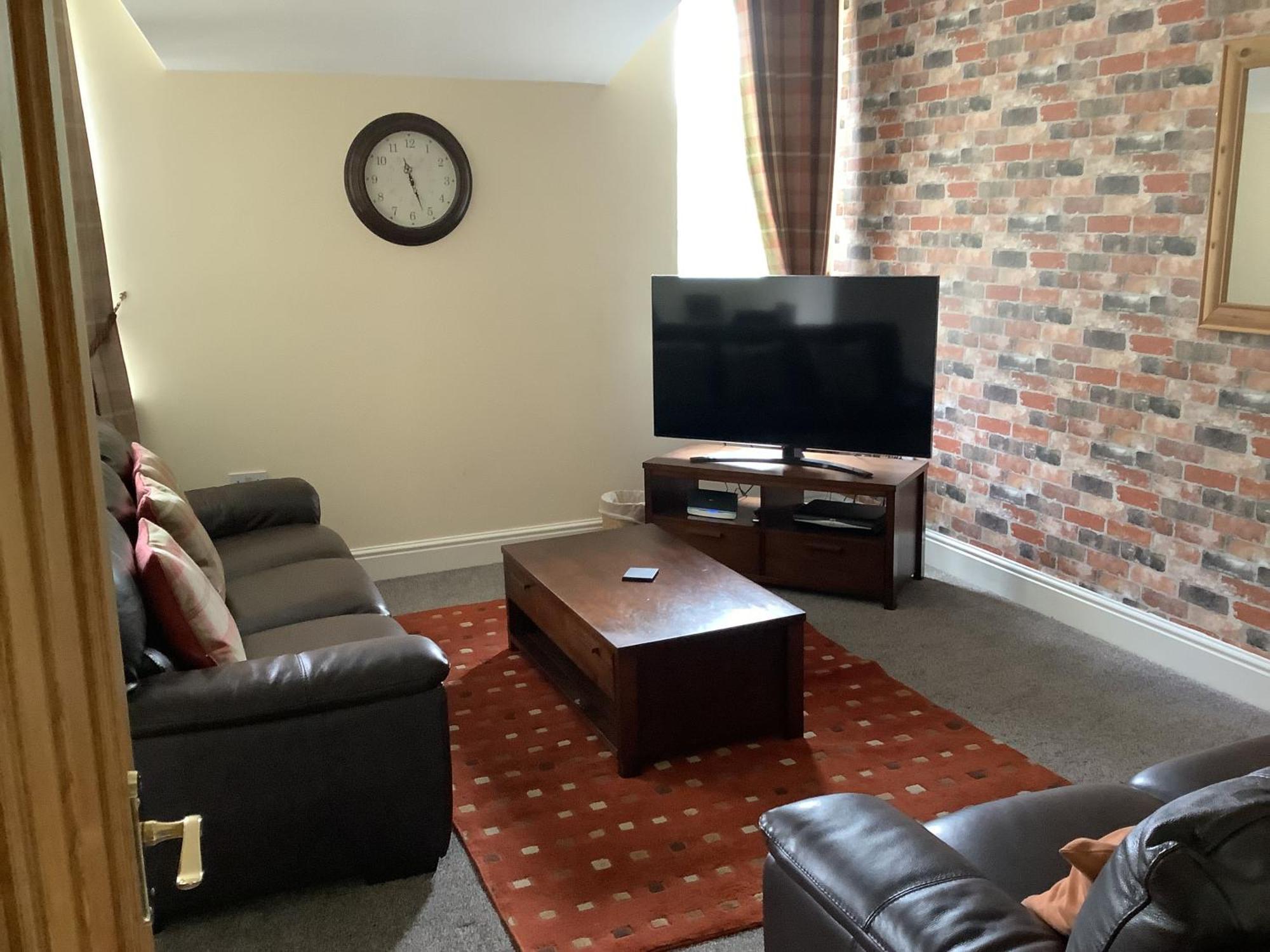 Jeffersons Abbey Road Serviced (adults Only) Apartment Barrow-in-Furness