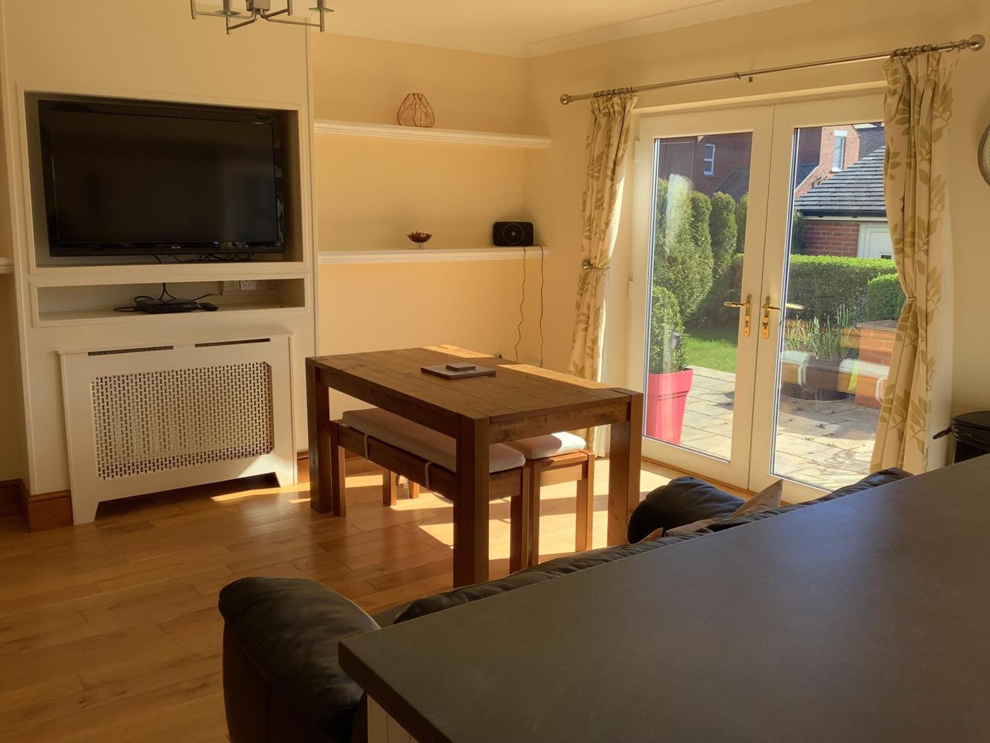 Jeffersons Abbey Road Serviced (adults Only) * Barrow-in-Furness