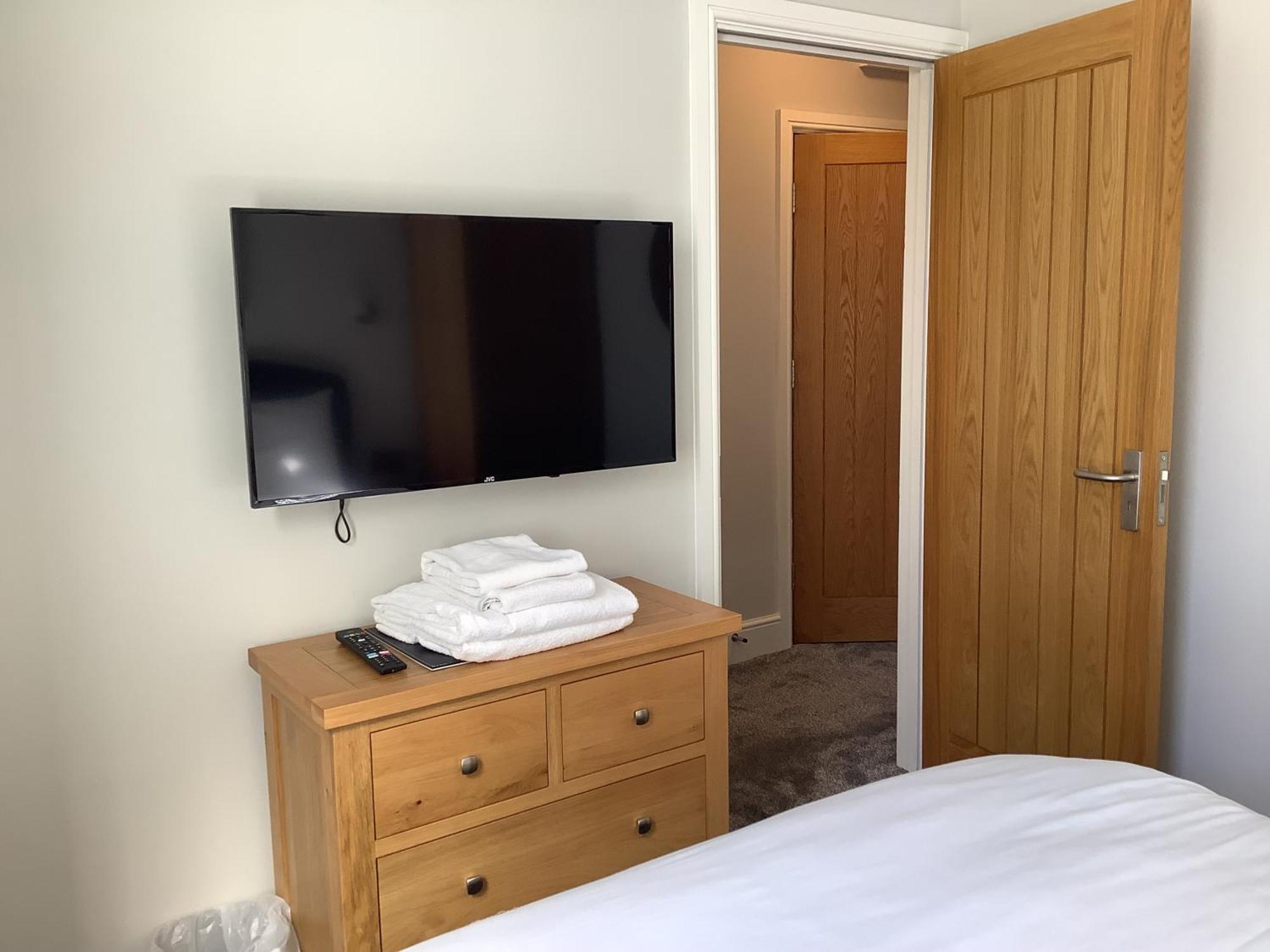 Jeffersons Abbey Road Serviced (adults Only) Apartment Barrow-in-Furness