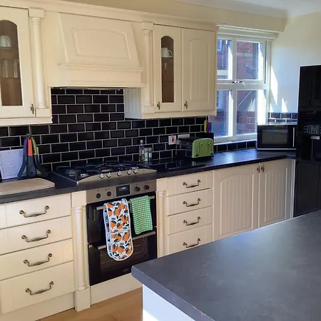 Jeffersons Abbey Road Serviced Apartments (Adults Only) Barrow-in-Furness Exterior photo
