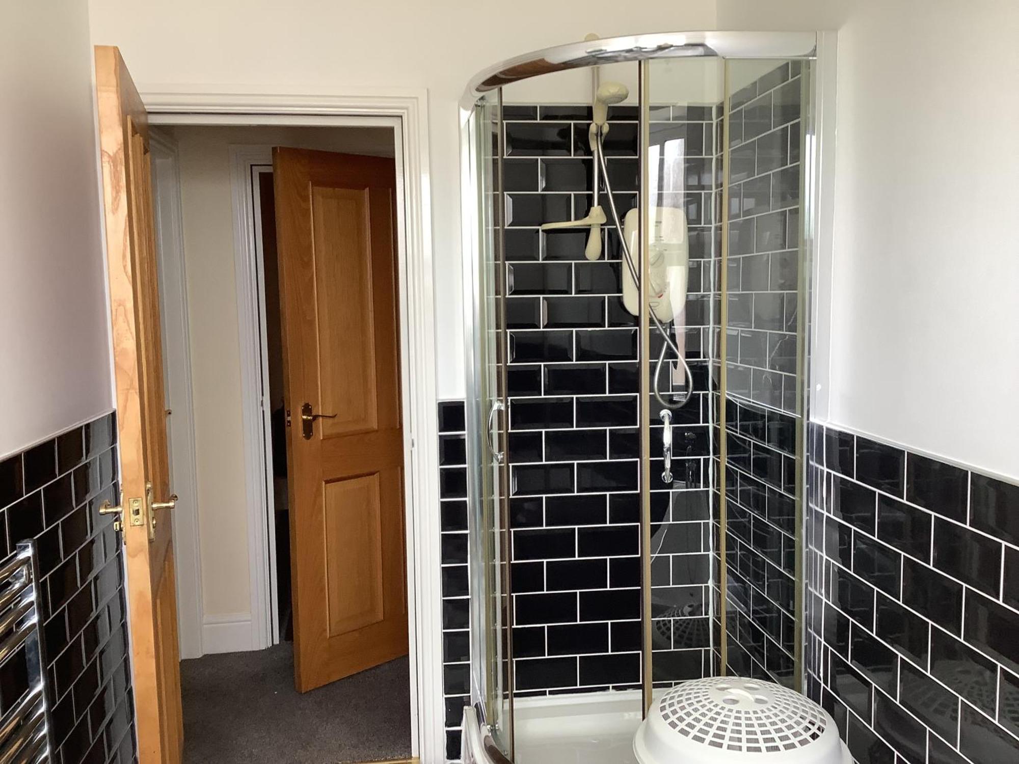 Jeffersons Abbey Road Serviced (adults Only) Barrow-in-Furness